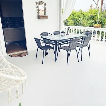 House With Garden In Artemida (Attica)