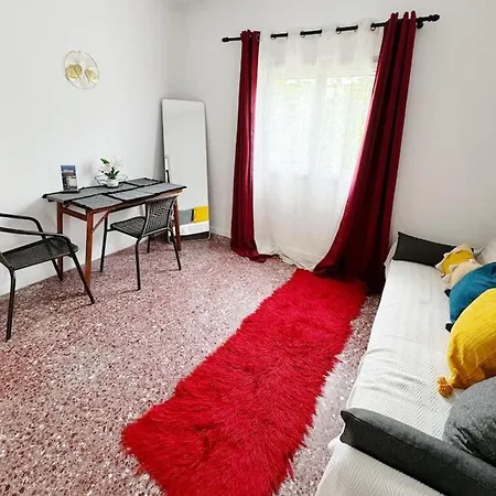 House With Garden In * Artemida (Attica)
