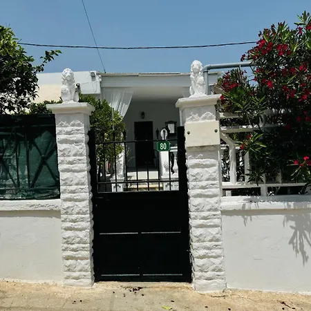 Holiday home House With Garden In *